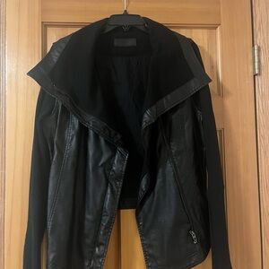 Stylish Black Women's Jacket
